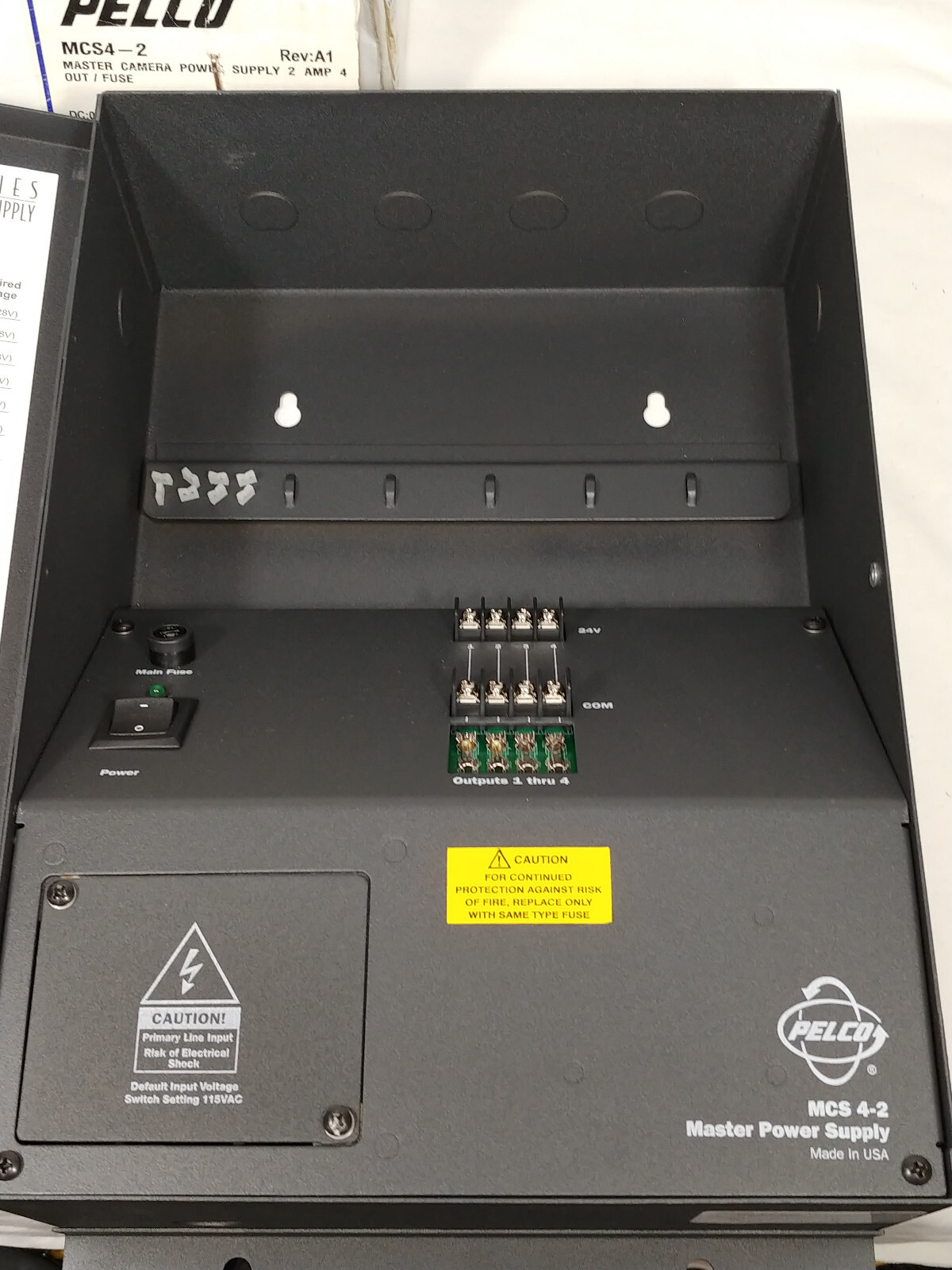 Pelco MCS4-2 Master Camera Power Supply 2 AMP - New Old Stock