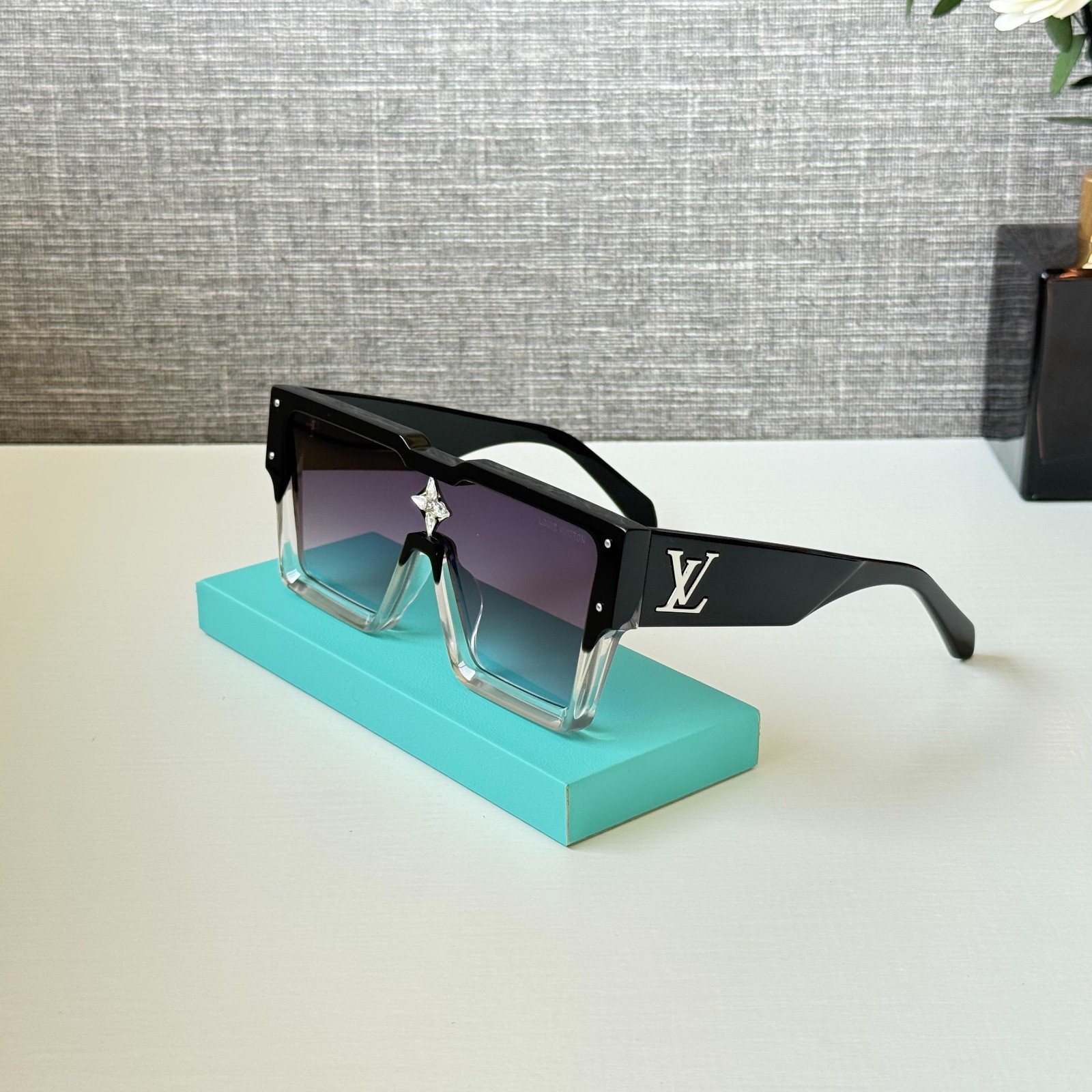 Louis Vuitton Z1736W Cyclone Sunglasses Black Swarovski Crystal