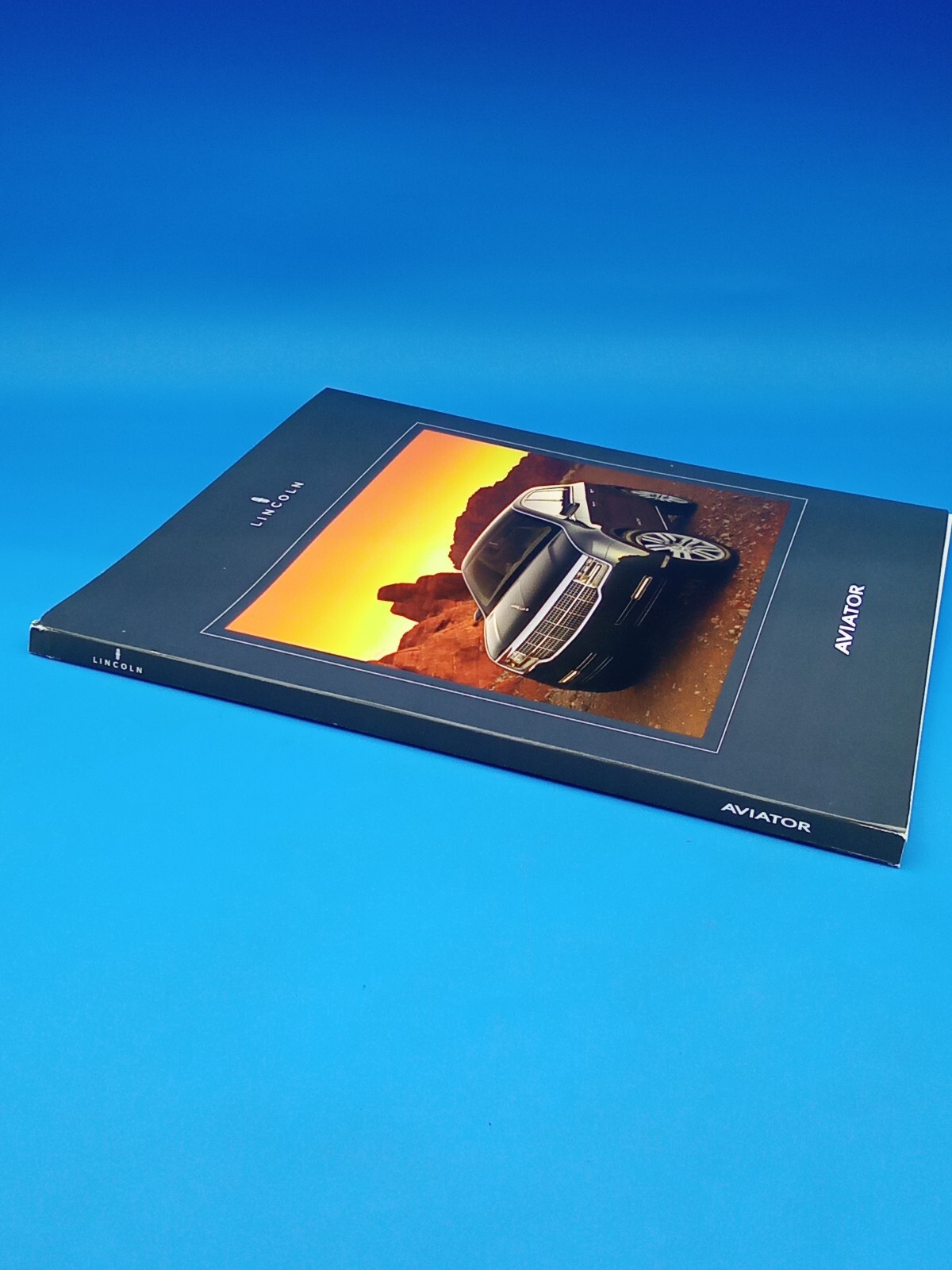 Lincoln Aviator Sales Brochure Catalog