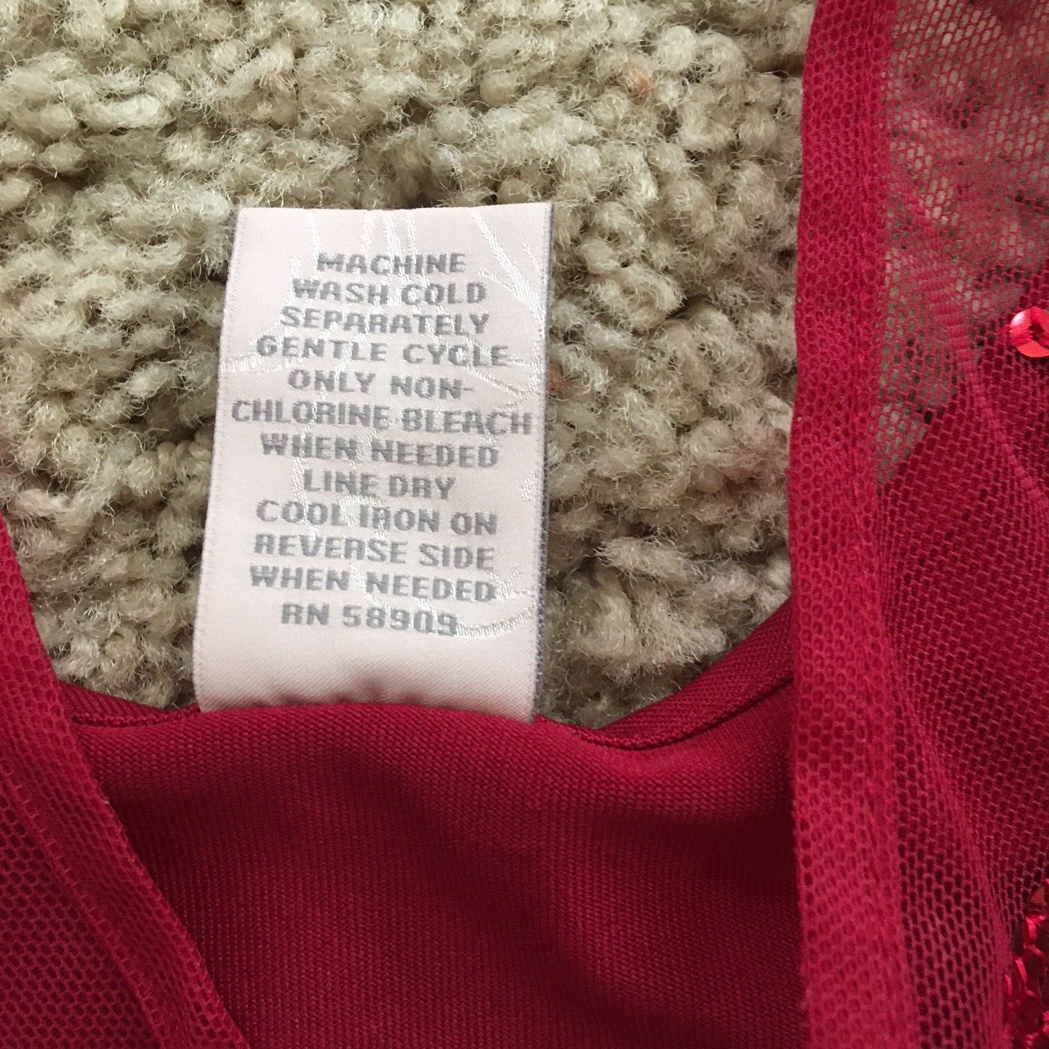 V-Neck Cami Cabernet Sz. M Camisole Burgundy Sequin Daywear Top Poly Spandex