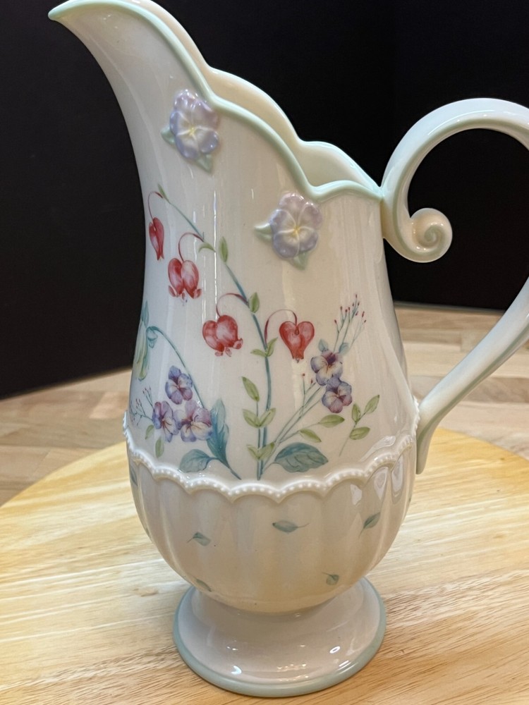 Lenox Spring Bouquet Pattern Embossed Flowers Ribbed 10" Pitcher 2003
