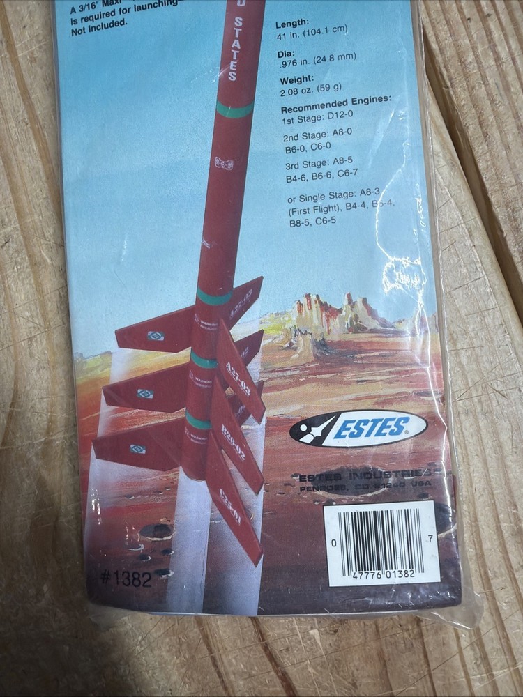 Estes Comanche 3 #1382 3 stage model rocket NEW/SEALED