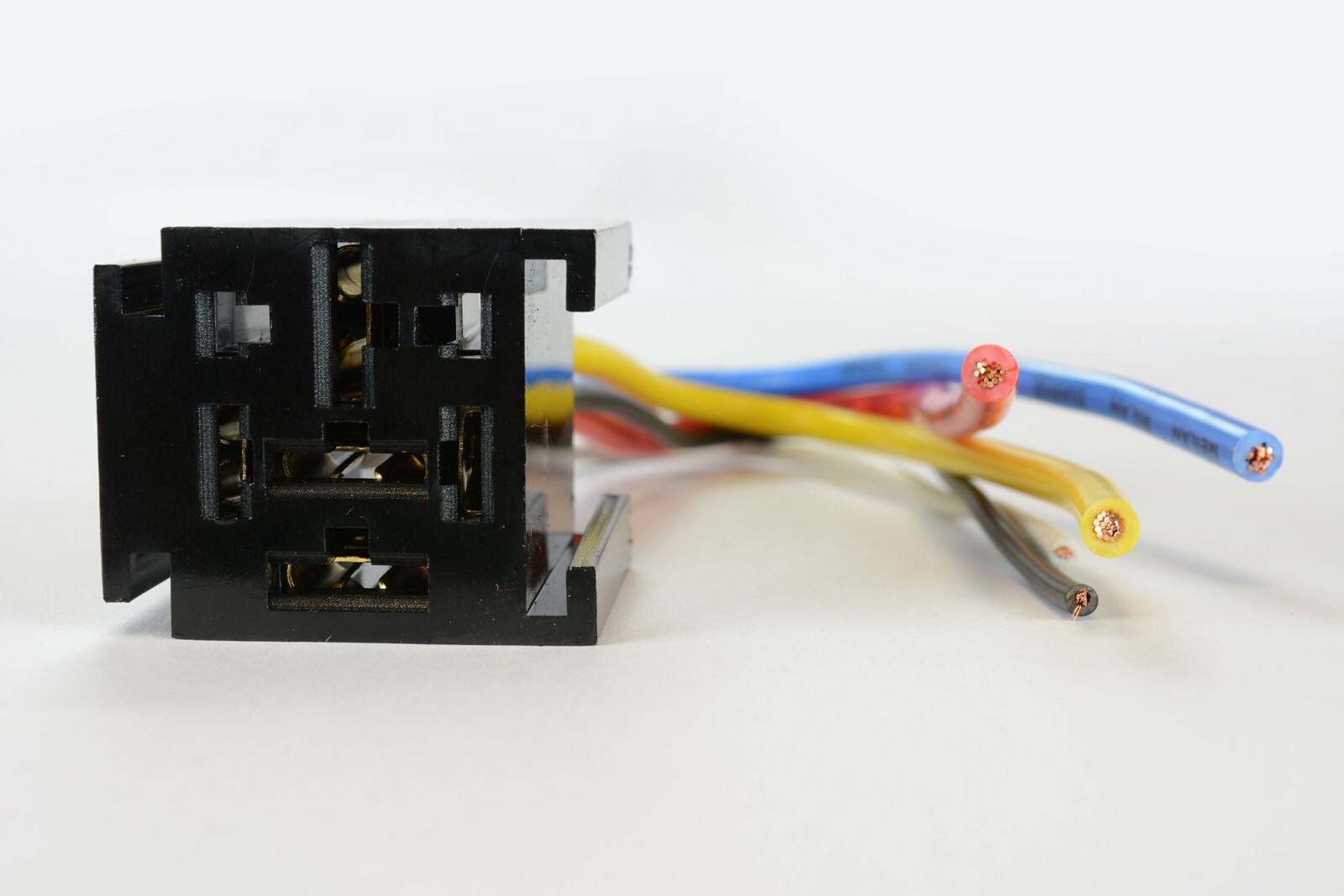 4 LOT TEMCo 12 V 60/80 Amp Bosch Style S Relay with Harness Socket Automotive