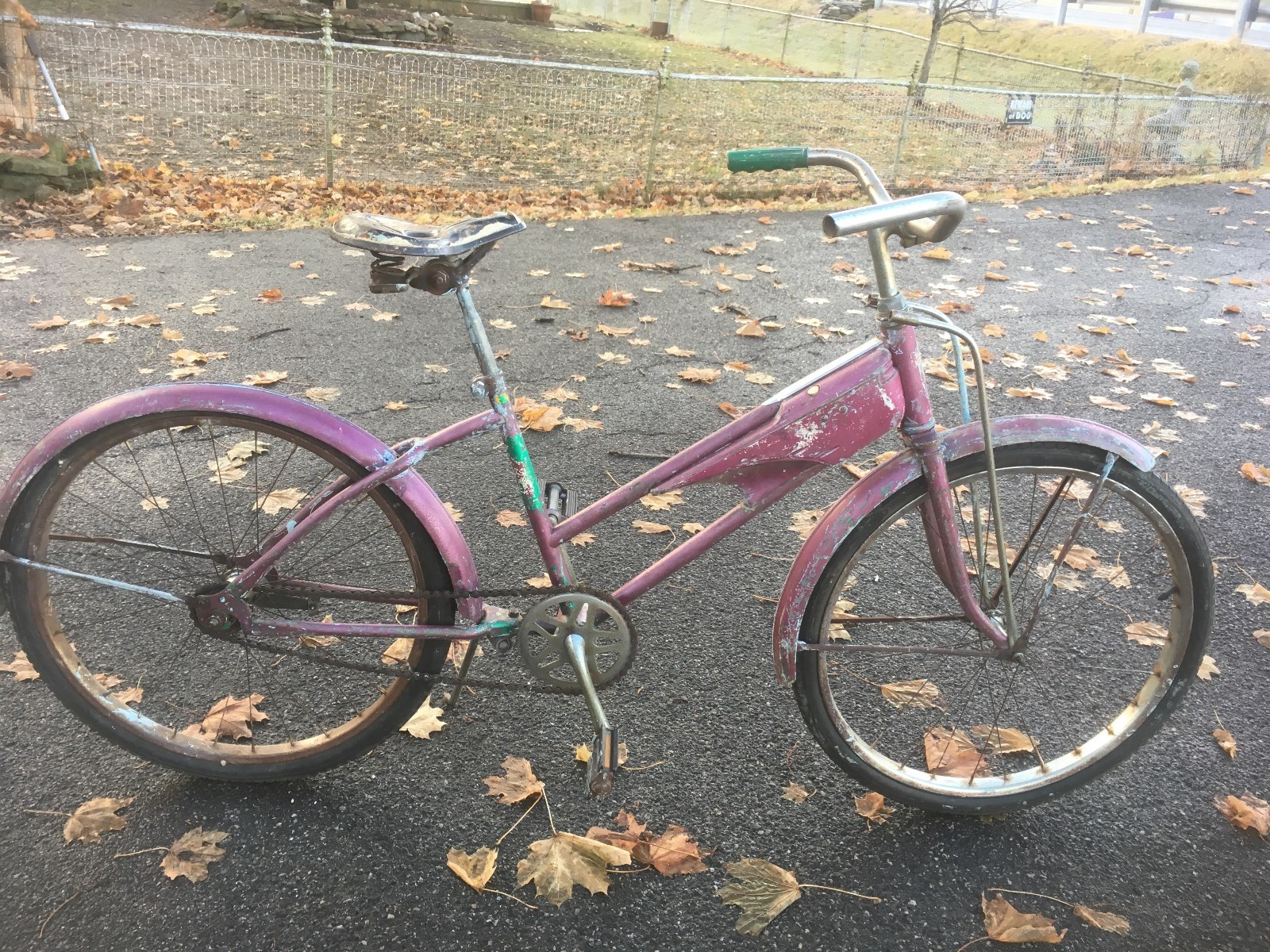 GOODYEAR 50'S BICYCLE VINTAGE FIRE POLICE . TANK BICYCLE SIREN
