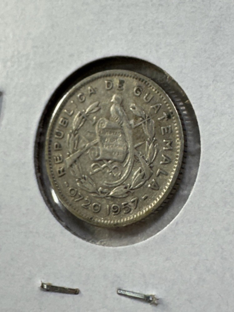 1957 Guatemala 5 Centavos Small Silver Coin
