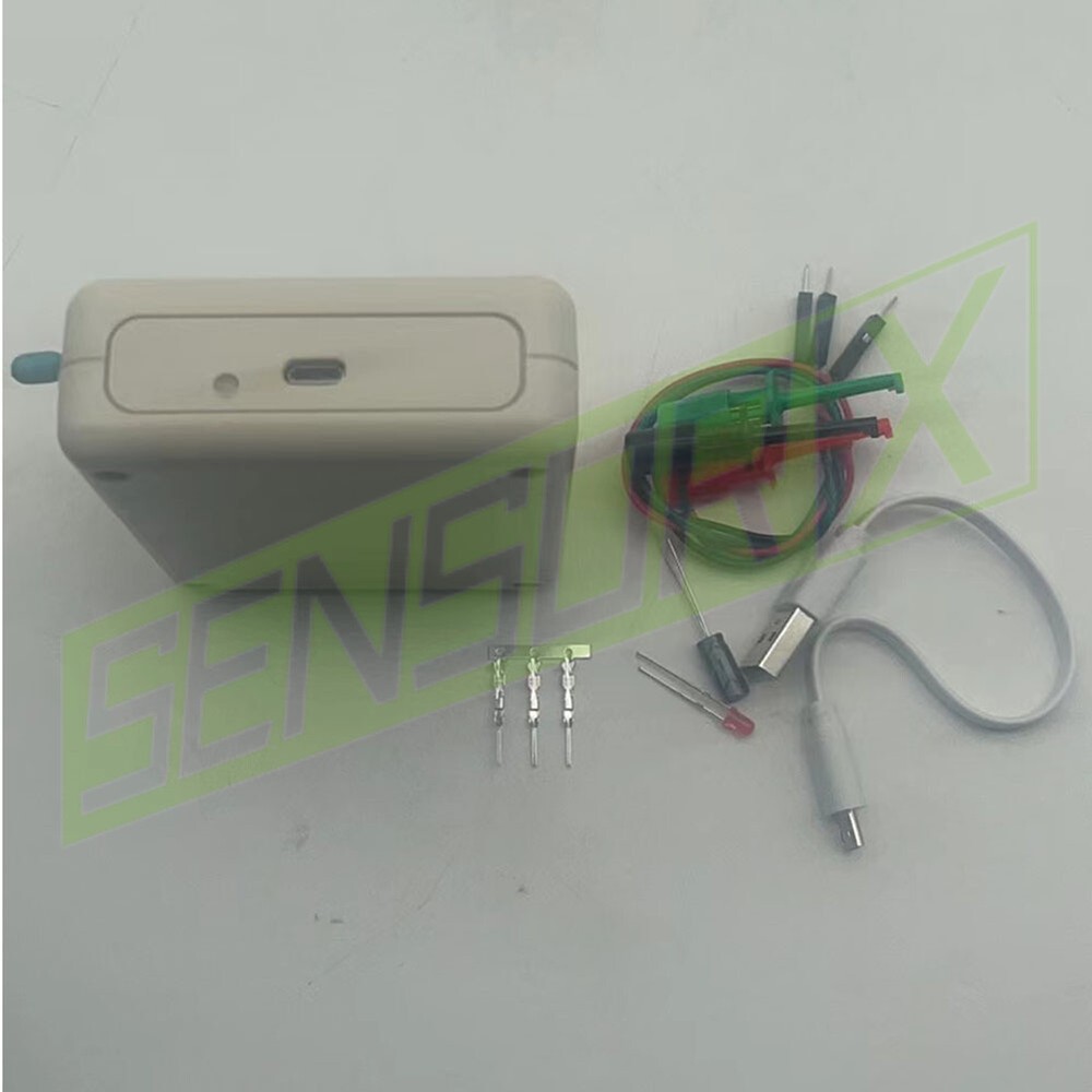 LCR-TC1 Transistor Tester TFT Diode Triode Capacitance Meter 1 Set