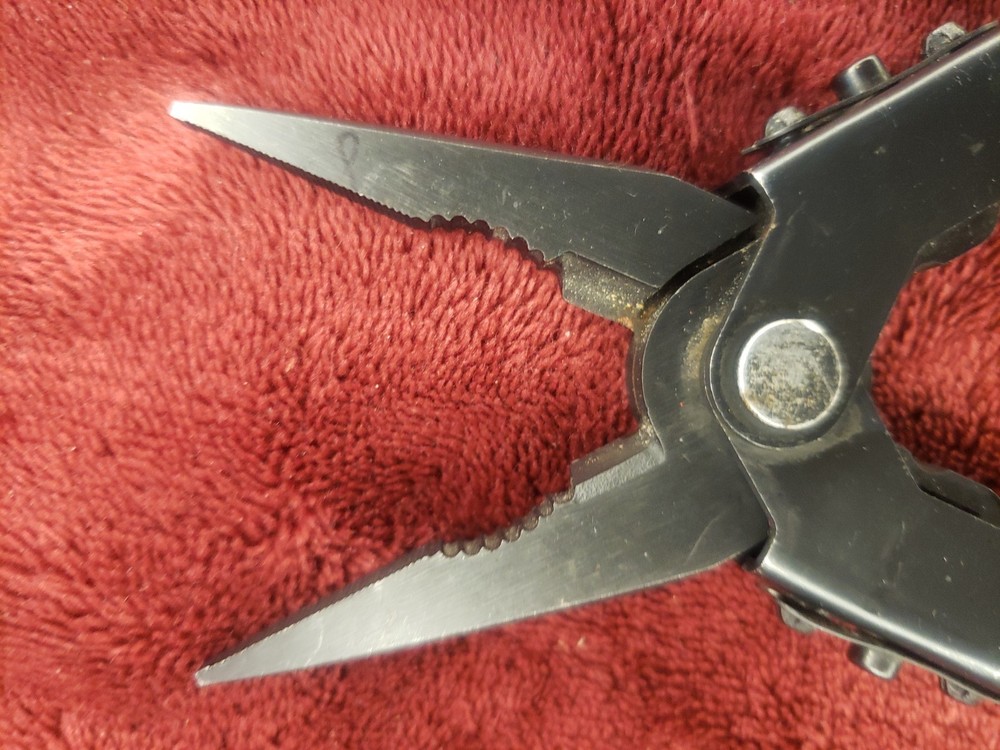 🔪🔪🔪 Gerber Multi Tool Black Needlenose MP600 Drop Point Blade 6ck needle nose