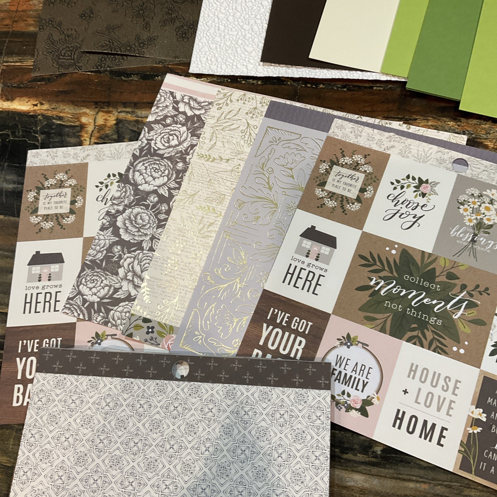 simon says stamps Kind Flowers Stamp And Craft Kit NIP