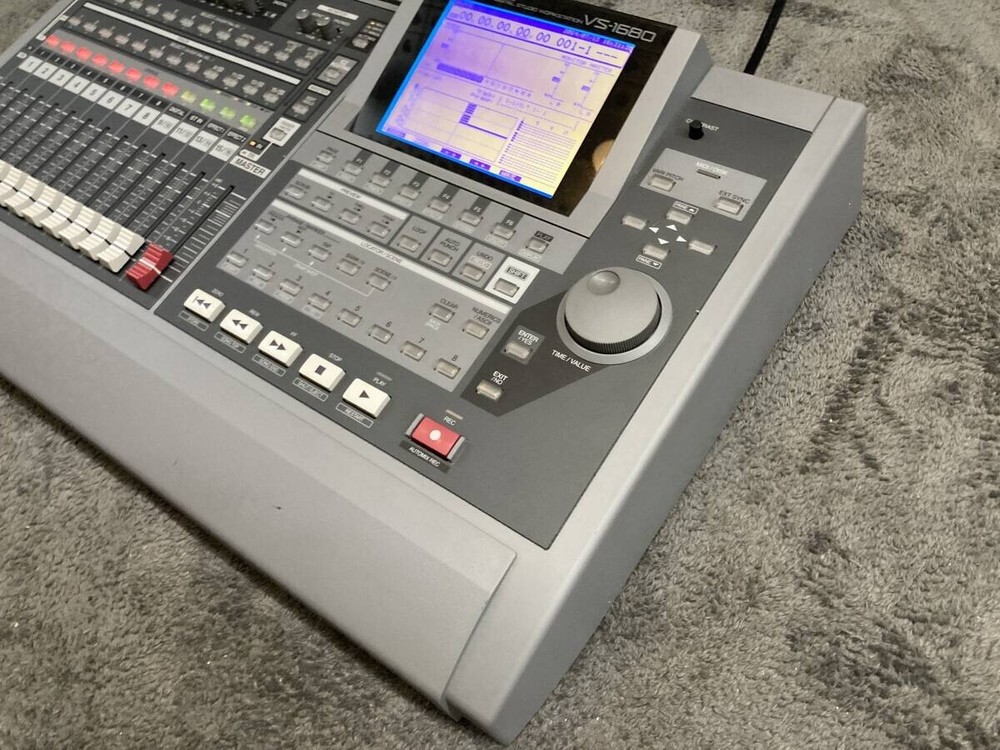 Roland VS-1680 Digital multitrack recorder Recording Studio Workstation