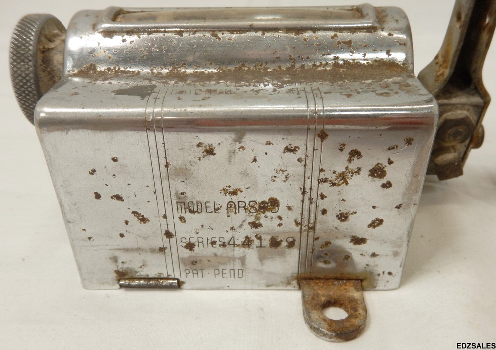 (2) 5 Digit Mechanical Counters - Veeder Root, Silver-King