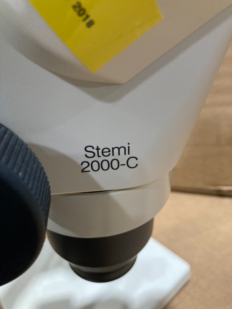 Zeiss Trinocular Stereo microscope Stemi 2000-C with Stand