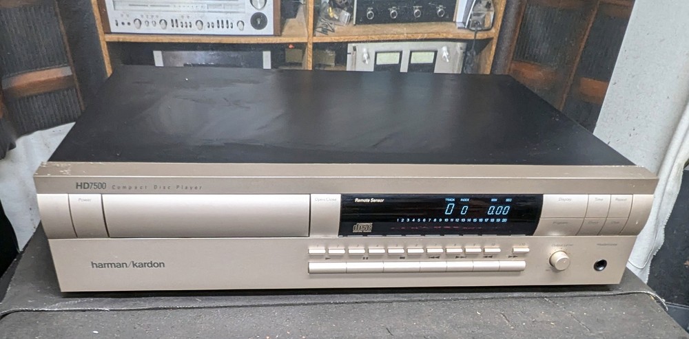 Harman Kardon HD7500 CD player