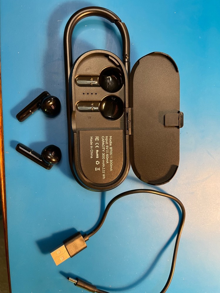 Clip Buddies Bluetooth Ear Buds & Speaker, Open Box - Mint. Tested working