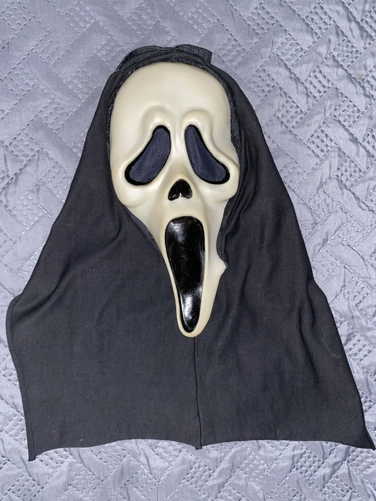 Ghostface Scream Mask Gen 1