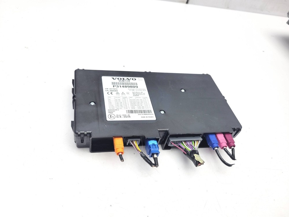 VOLVO XC40 2019 VCM CONTROL MODULE ECU UNIT 31489809