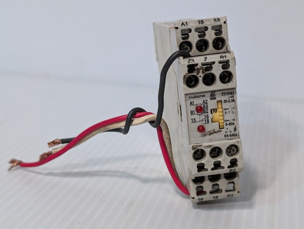 Dold MK7855.81/024 Multi-Function Time Delay Relay, 220VAC, .25SEC-640SEC