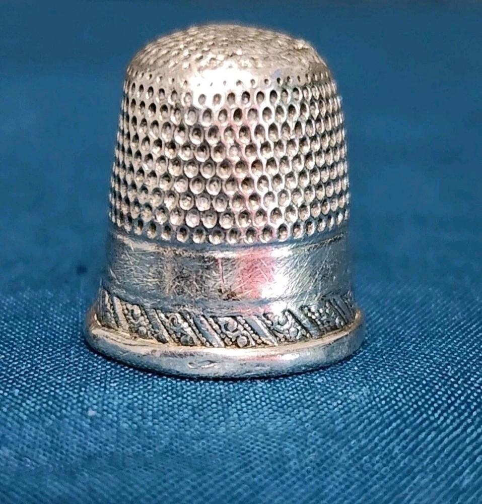 Vintage Sterling Silver Thimble (Unknown Maker/Size)