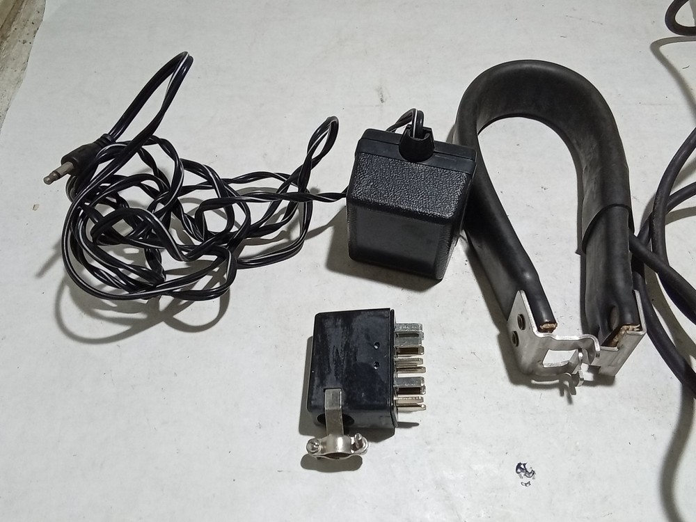 8100 CURRENT ANALYZER (N11C)