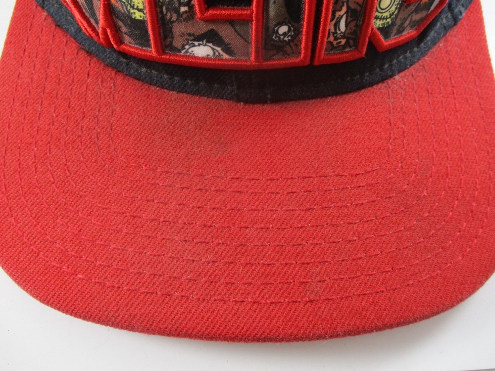 MARVEL MERC DEADPOOL RARE NAVY BLUE / RED AUTHENTIC BASEBALL CAP HAT