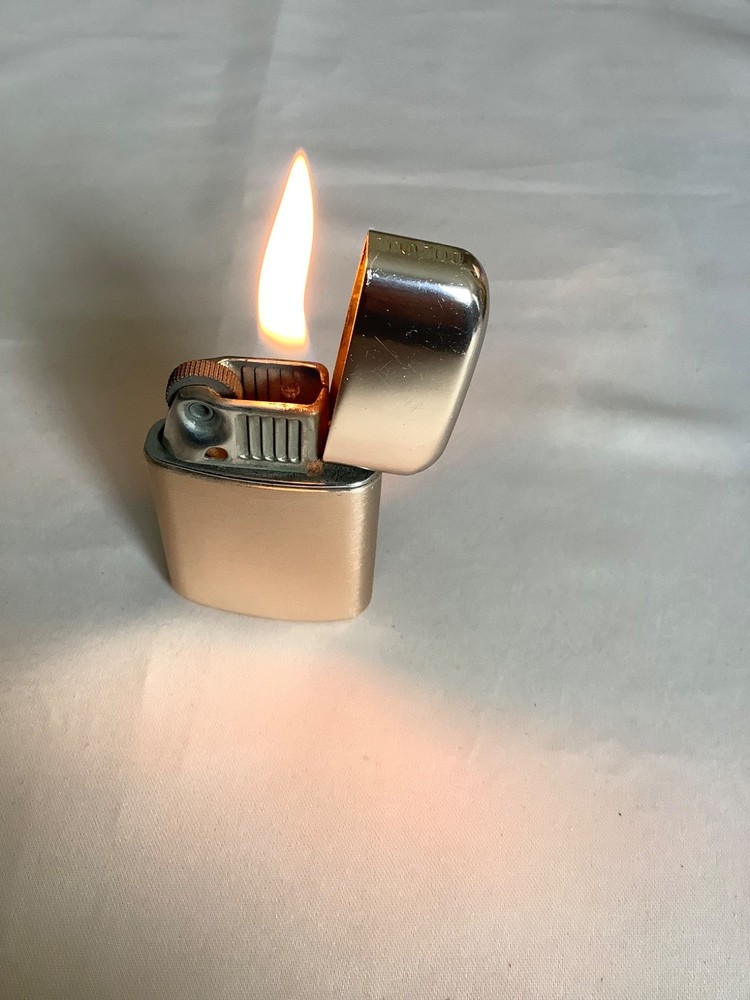 vintage Ronson Typhoon lighter