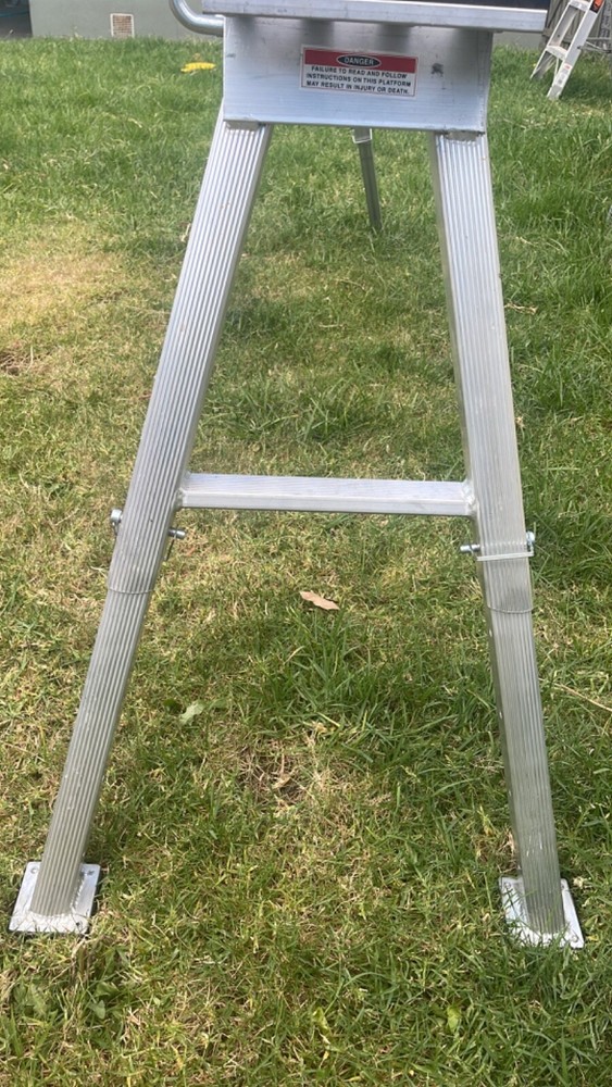 Workman Gorilla Trestle Table EXTENDABLE x 2