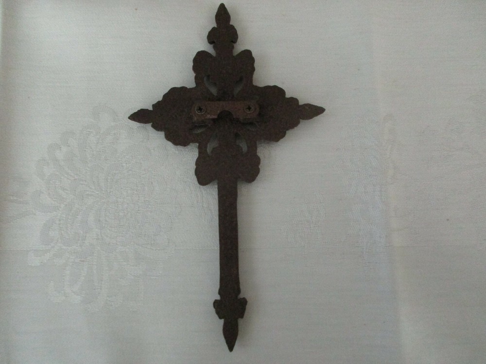 Decorative Cross - Iron - Estate