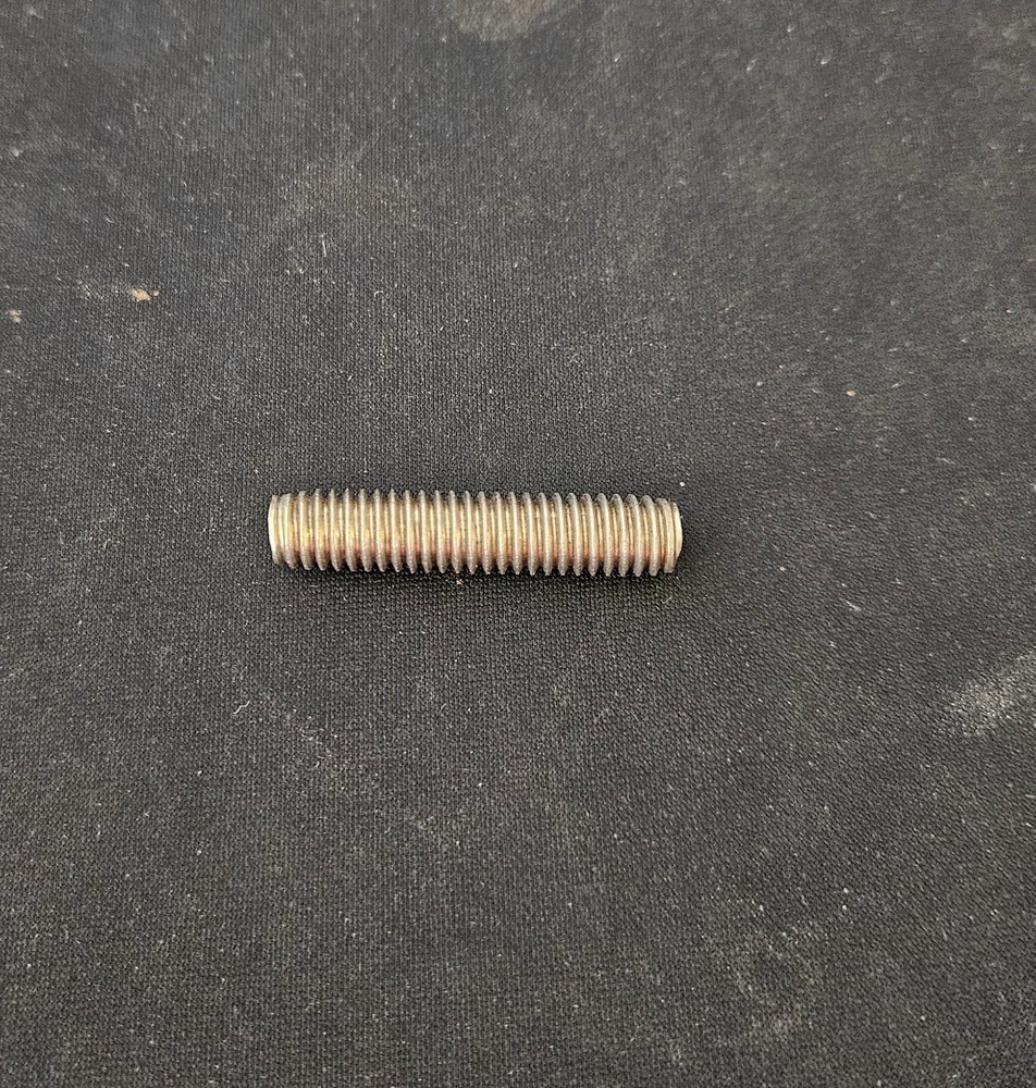 ARO 93249 Stud