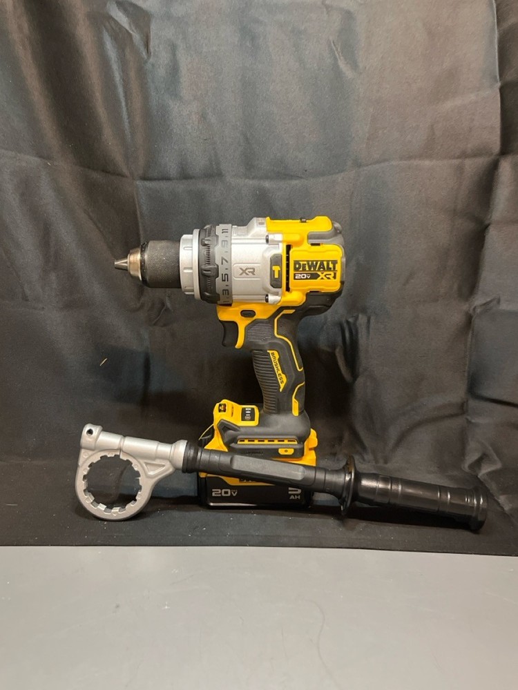 DEWALT HAMMER DRILL MODEL DCD1007 (H83005283)
