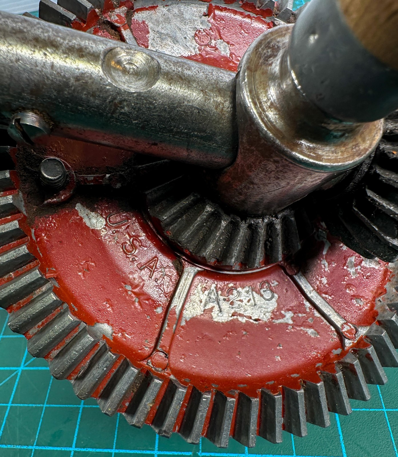 Vintage Hand Crank Eggbeater Shoulder Brace Drill Tool A218 Red Made In USA