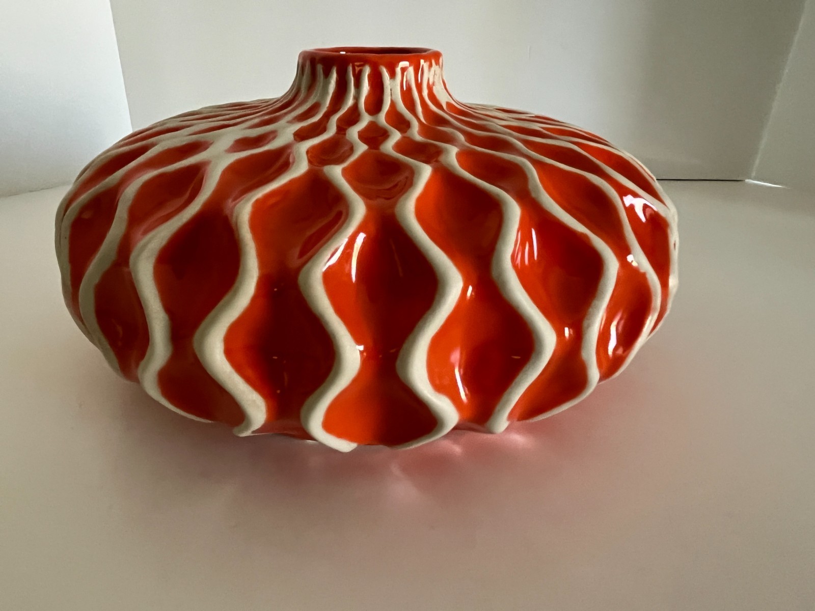 Modern Raised Wavy Design Vases Set of 3