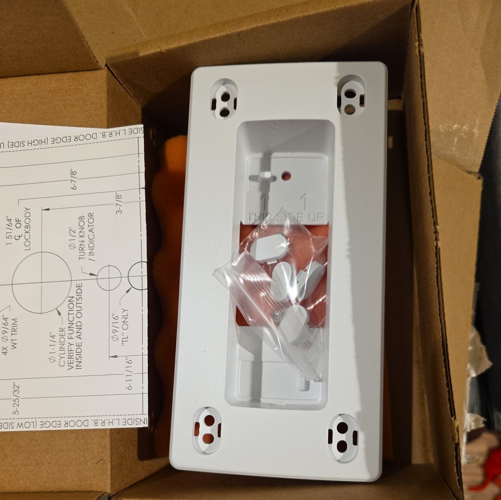 AXIS A8105-E FLUSH MOUNT