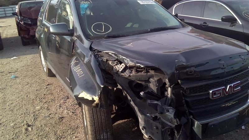TERRAIN 2013 High Mounted Stop Light 104521236