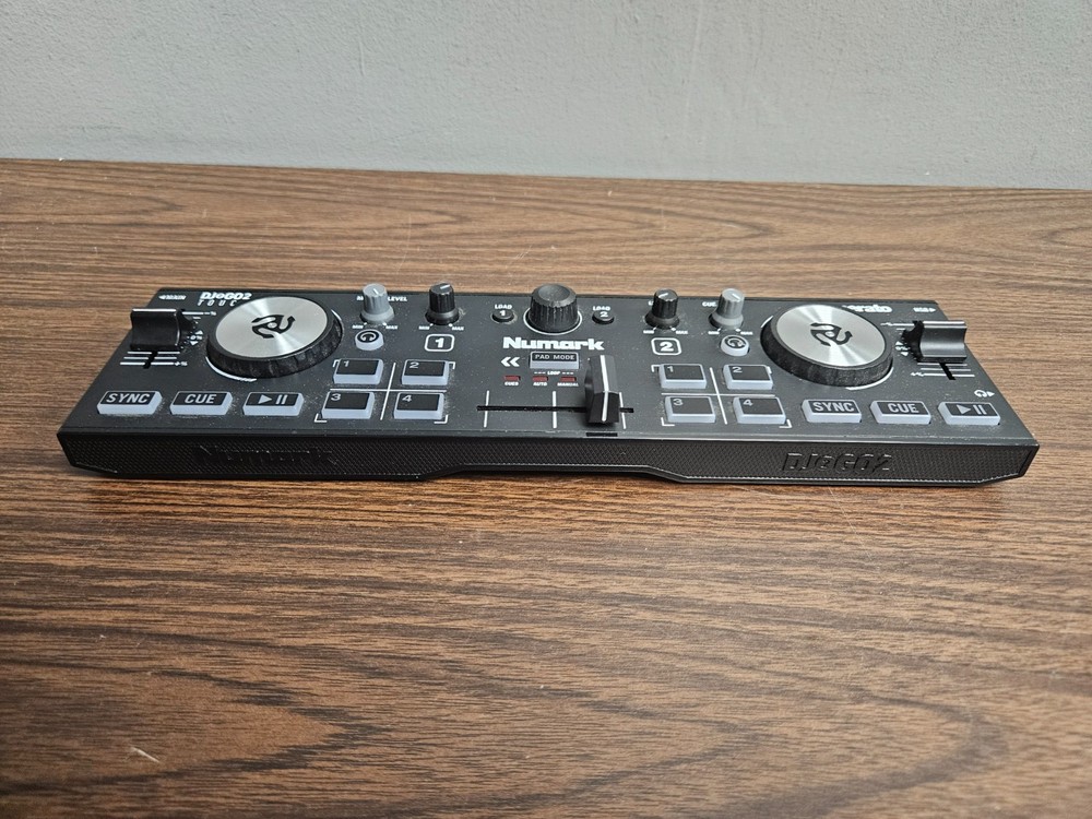 Numark DJ2GO2 Touch Pocket DJ Controller for Serato