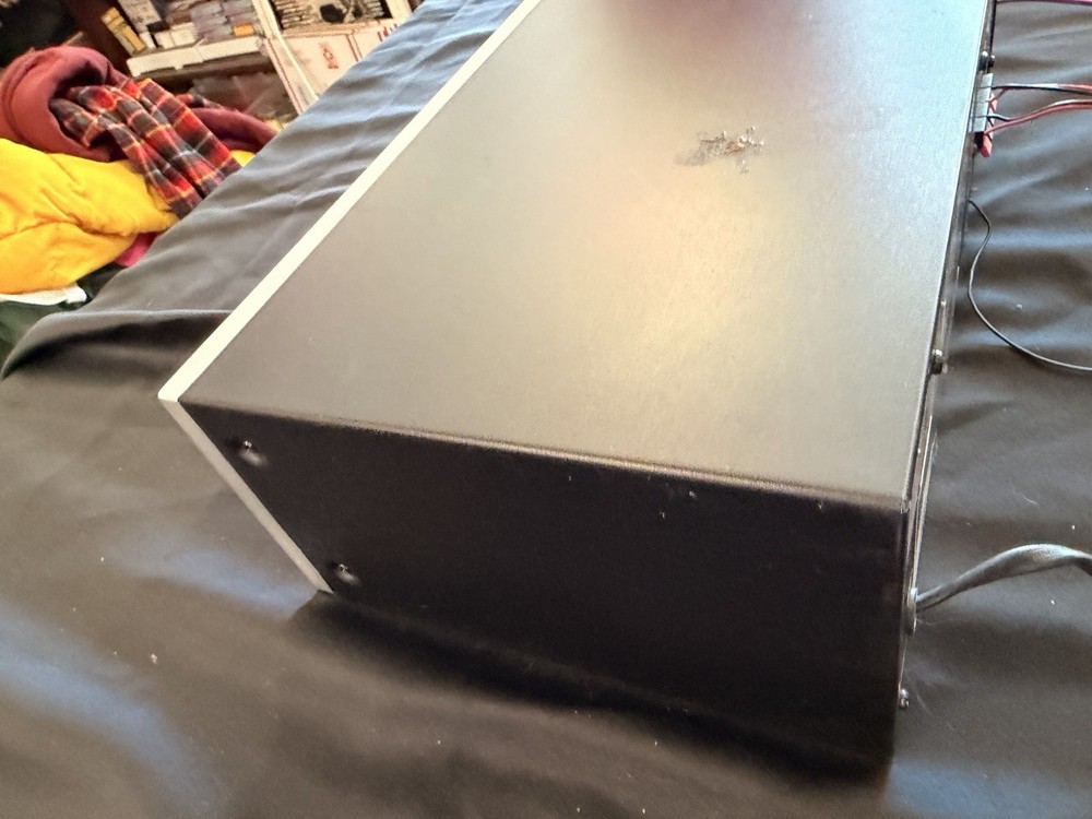 Innovative Technology ITCDS-5000 FM Stereo Receiver/CD/Bluetooth - Untested