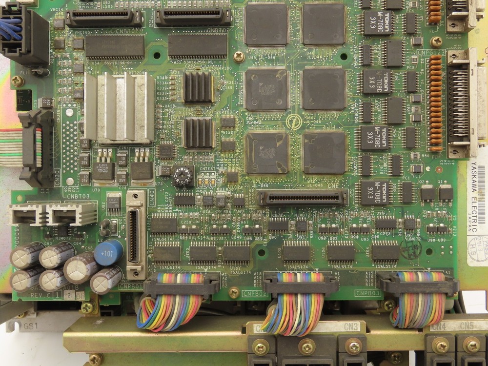 Yaskawa CACR-UP20AAA Robot Servo Drive Controller Unit