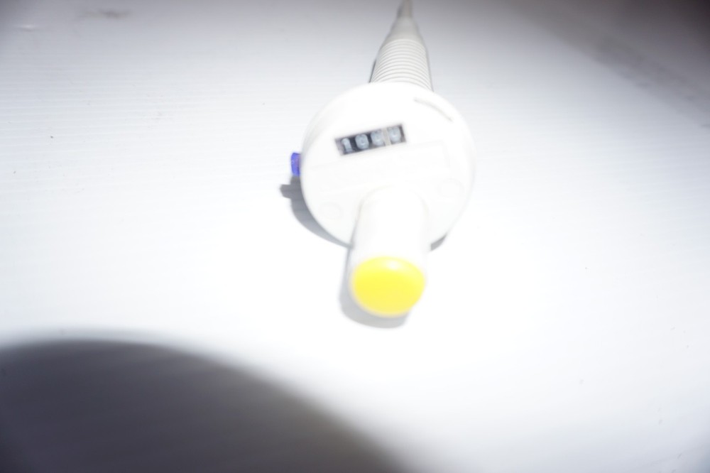 EPPENDORF REFERENCE AUTOCLAVABLE 100 PIPETTE (HLP49)