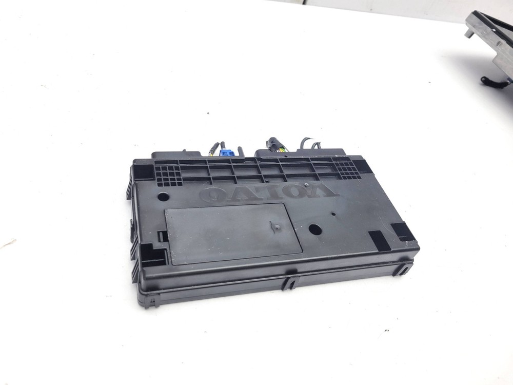 VOLVO XC40 2019 VCM CONTROL MODULE ECU UNIT 31489809