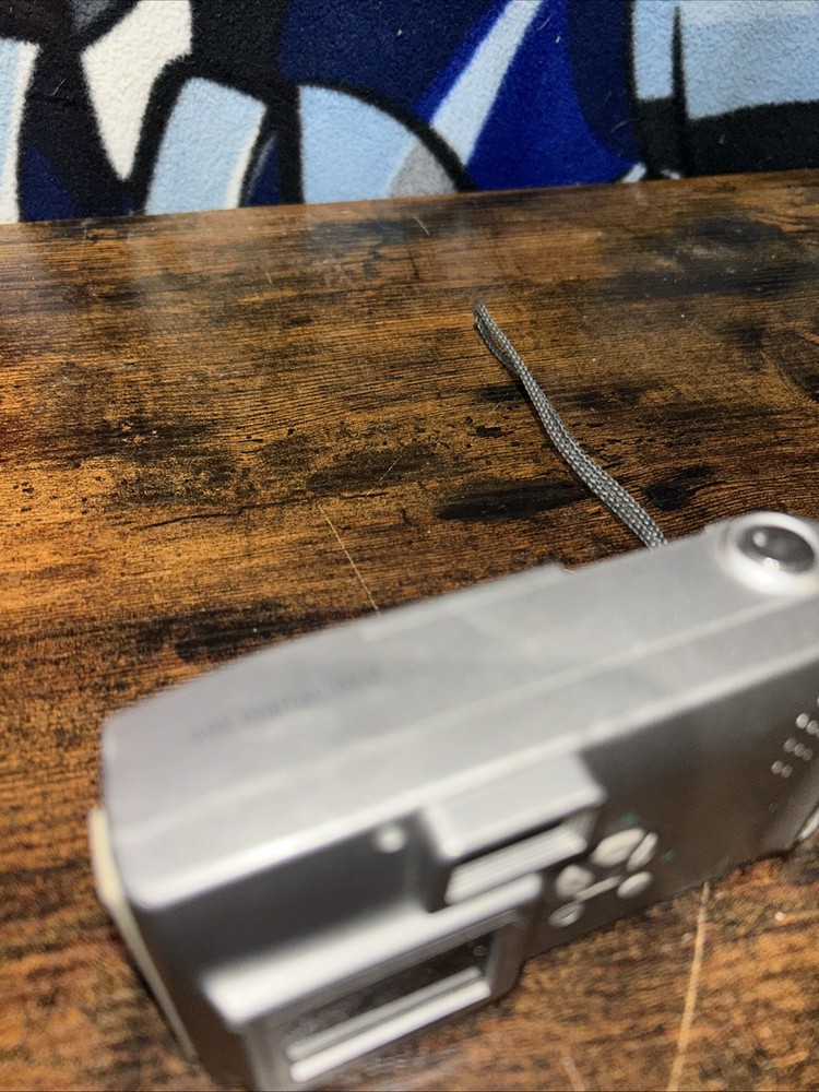 Olympus Camedia C-100 1.3MPixel camera WORKING