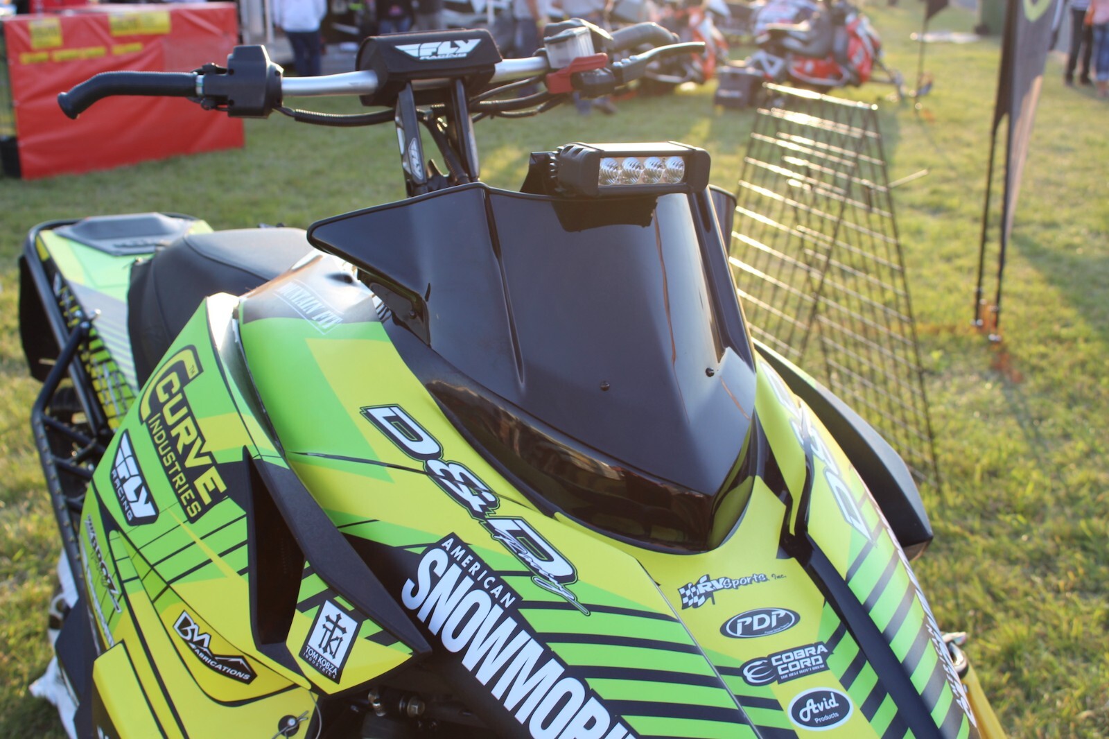 POLARIS SNOWMOBILE UNIVERSAL LED Auxiliary Light Bar w/Mount and Harness