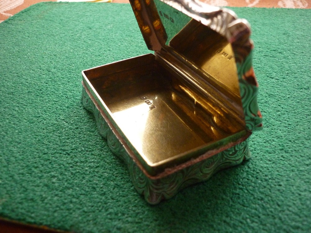 Antique Silver Snuff Box, Birmingham 1852 Edward Smith