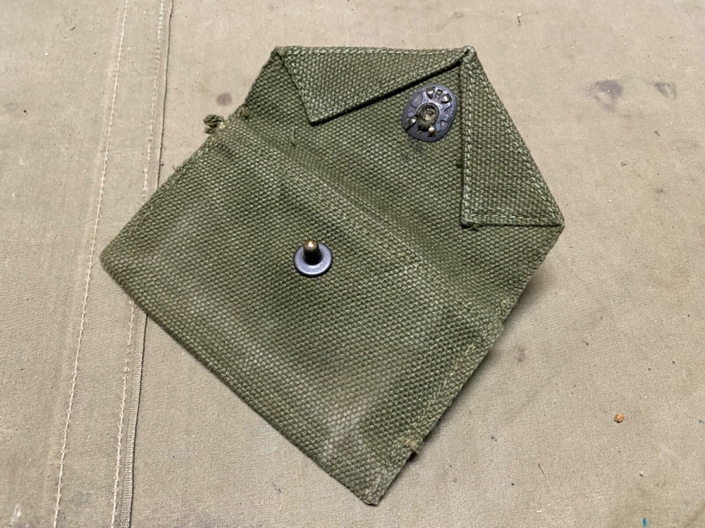 ORIGINAL WWII US ARMY INFANTRY M1942 FIRST AID CARLISLE BANDAGE CARRY POUCH-1945