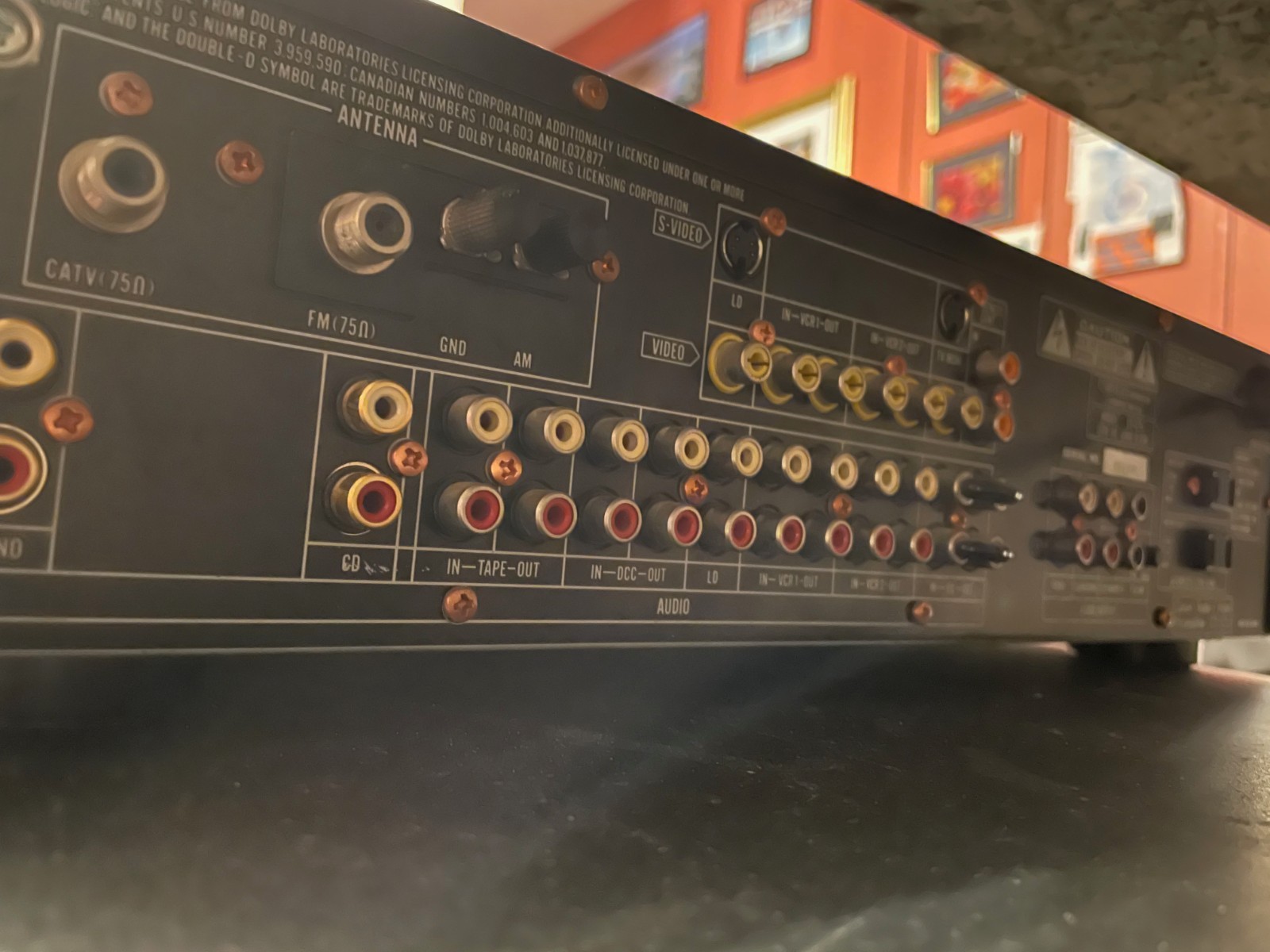 CARVER CT-27v A/V Preamplifier/Tuner