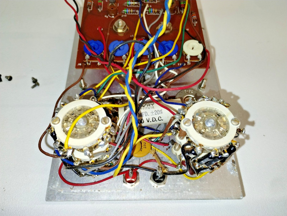 DeVry Institute Of Technology Transistorized Meter, Needs Restoration, Complete.