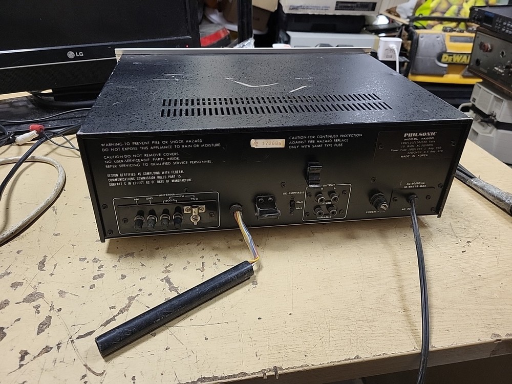 Philsonic TK-600 FM/AM Stereo Tuner - working