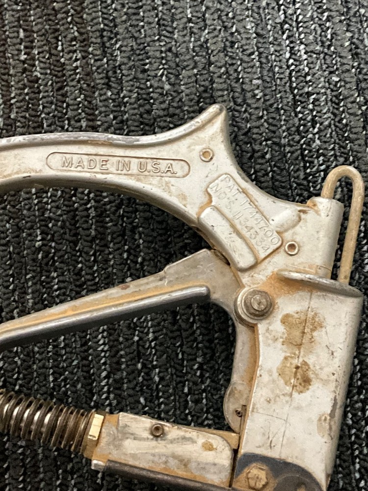 Vintage Red Devil Glazing Point Driver