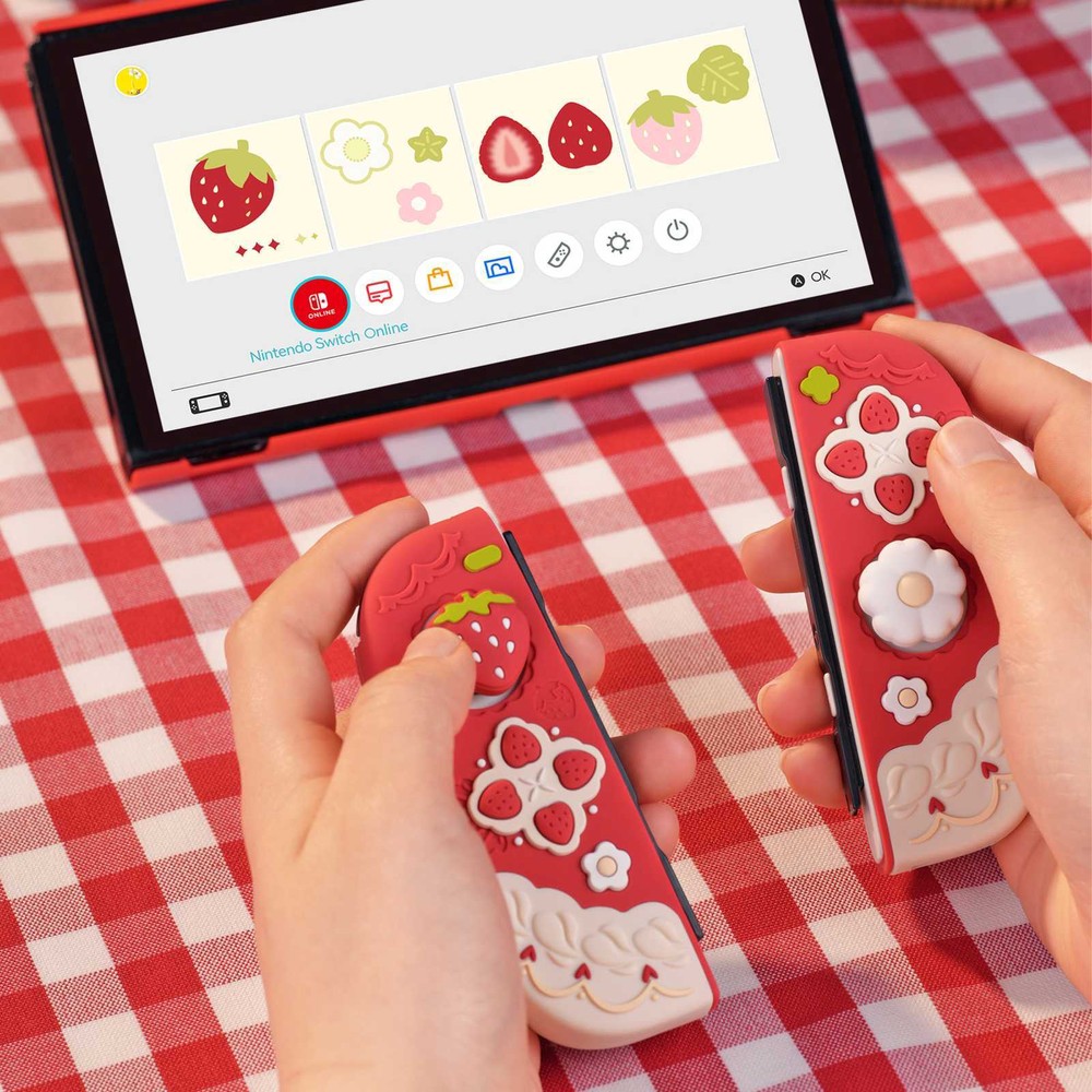 GeekShare Protective Case for Nintendo Switch / OLED & Joycon Cover Strawberry