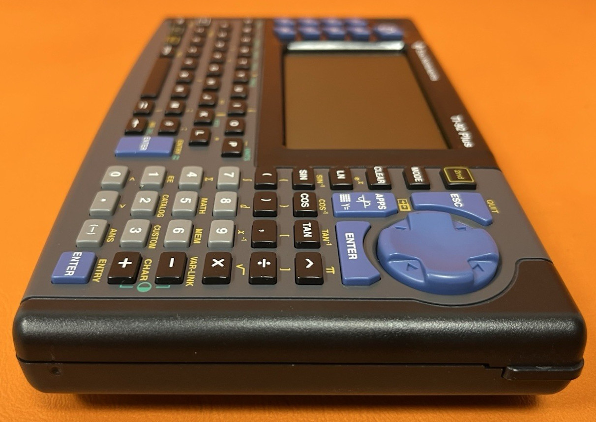 Texas Instruments TI-92 Plus Graphing Calculator With Cover *Tested