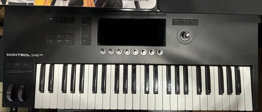 Native Instruments S-Series Komplete Kontrol S49 MK3 Keyboard Controller