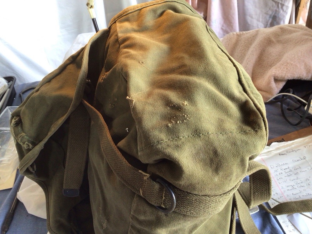 WW11-military 1945 Cargo Field Pack Scuff Marks Stitch & Ring Missing Backpack