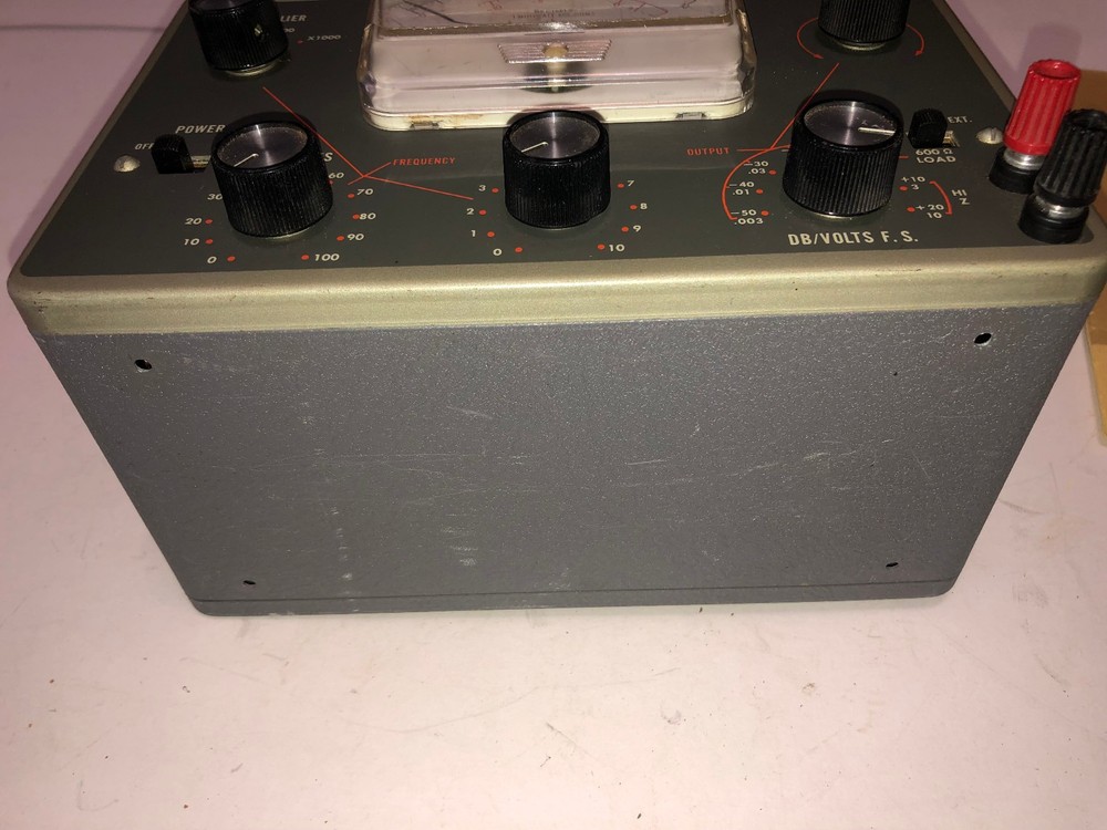 Heathkit IG-72 Audio Generator with manual - Works See Pics & Description